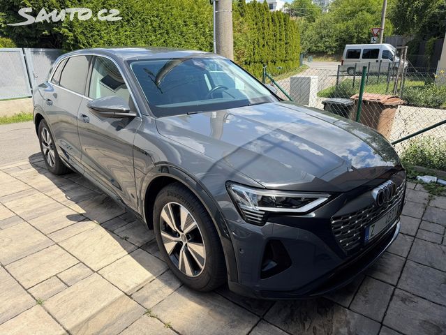 Audi Q8 E-Tron